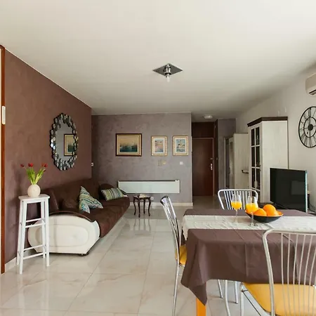 Apartment Ecija